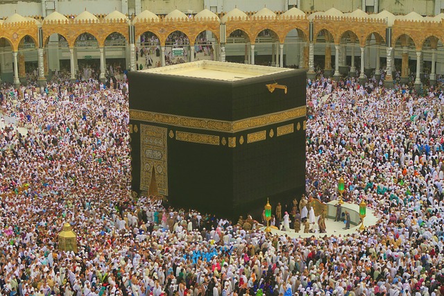 Umrah During Ramadan: Virtues, Benefits, and Essential Tips for 2025